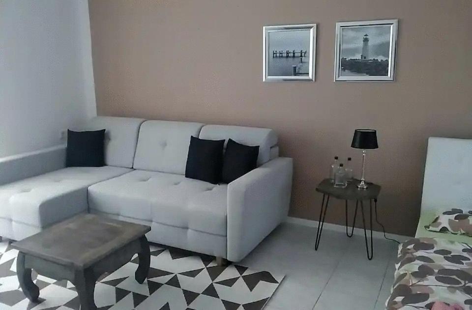 Slnecny Apartmanovy Dom Oslany Exterior photo